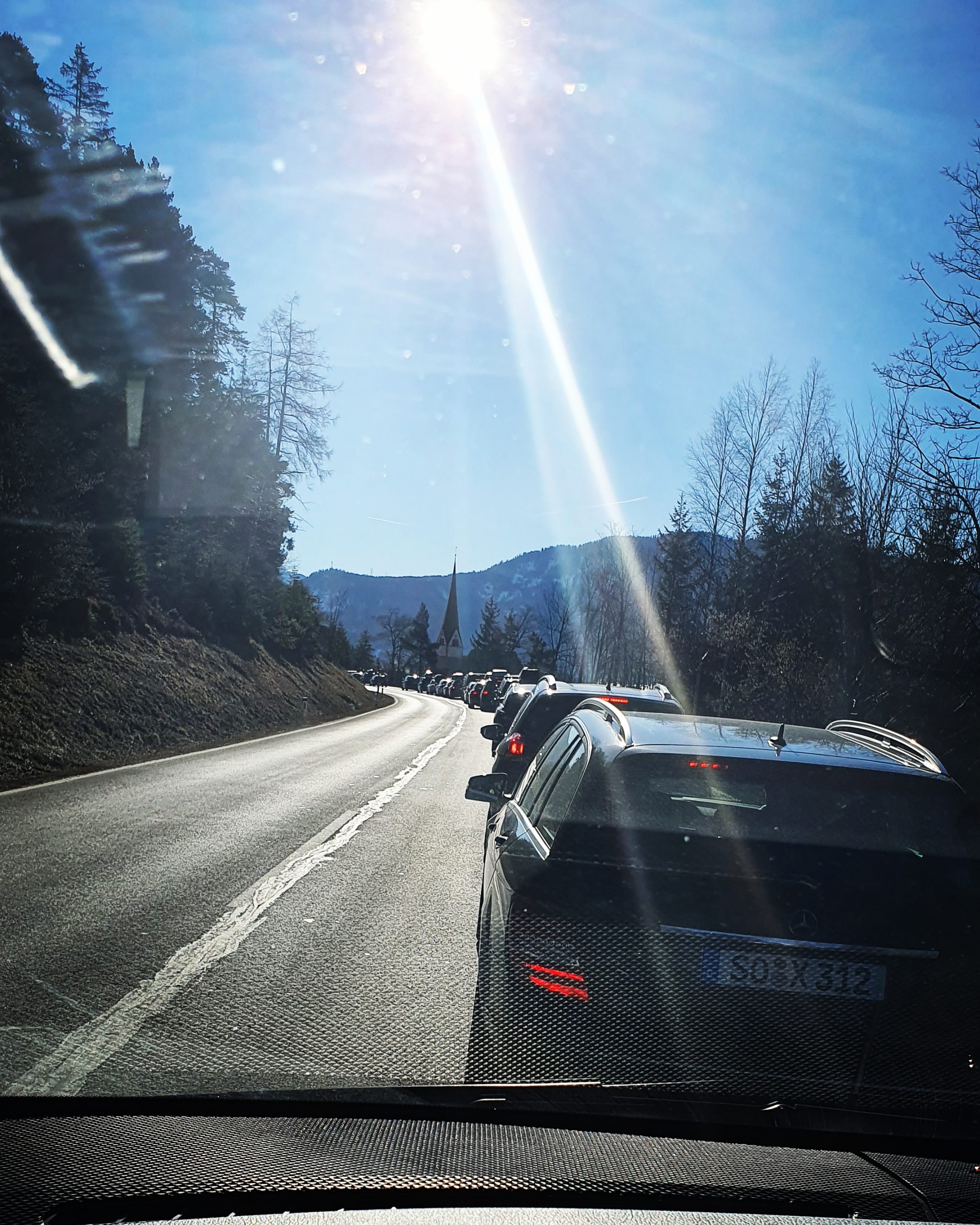 traffic-issues-on-highway-transfers2alps